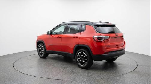 Red Hot Pearlcoat 2025 Jeep Compass Trailhawk