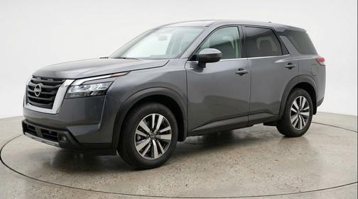 Gun Metallic 2025 Nissan Pathfinder SV FWD