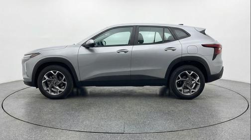 Sterling Gray Metallic 2025 Chevrolet Trax LT