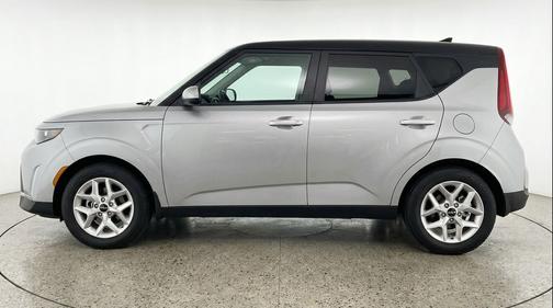 Steel Gray 2025 Kia Soul LX