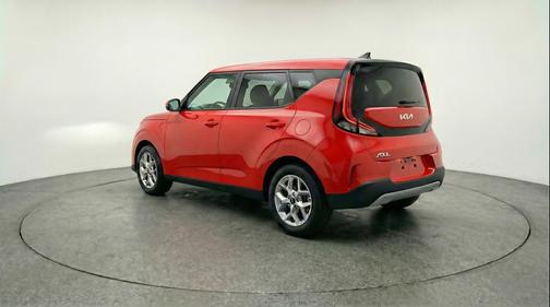 Inferno Red 2025 Kia Soul LX