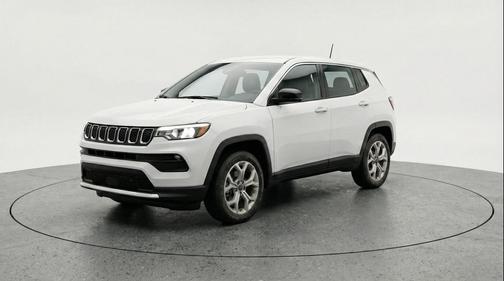 Bright White Clearcoat 2025 Jeep Compass Latitude