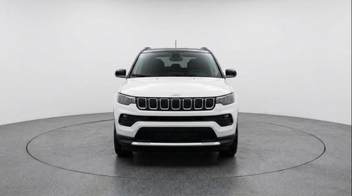 Bright White Clearcoat 2025 Jeep Compass Limited