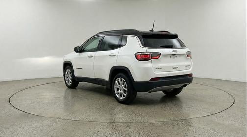 Bright White Clearcoat 2025 Jeep Compass Limited