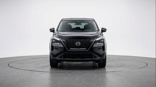 Super Black 2025 Nissan Rogue SV