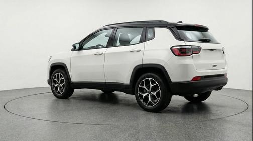 Bright White Clearcoat 2025 Jeep Compass Limited