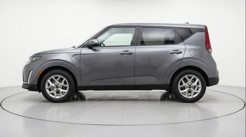 Gravity Gray 2025 Kia Soul LX