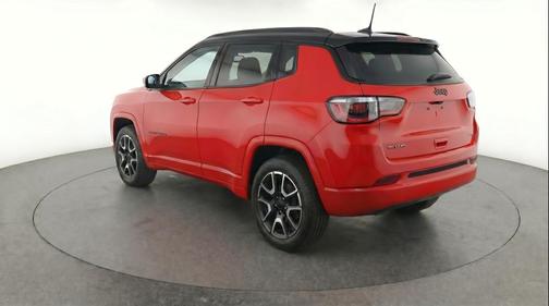 Red Hot Pearlcoat 2025 Jeep Compass Trailhawk
