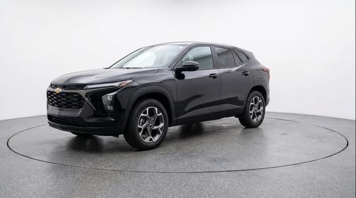 Mosaic Black Metallic 2025 Chevrolet Trax LT