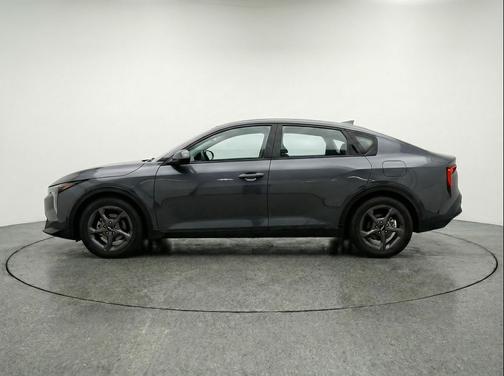 Interstellar Gray 2025 Kia K4 LXS