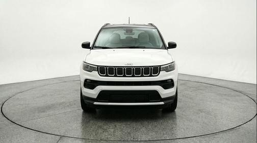 Bright White Clearcoat 2025 Jeep Compass Limited
