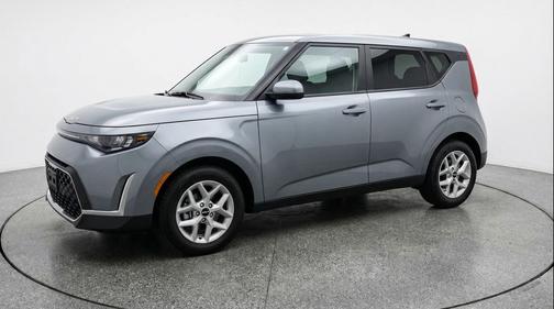 Steel Gray 2025 Kia Soul LX