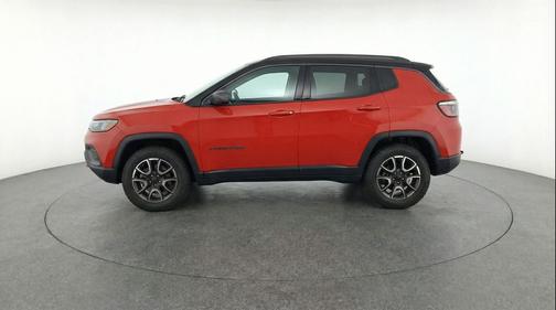 Red Hot Pearlcoat 2025 Jeep Compass Trailhawk