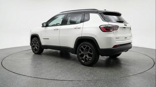 Bright White Clearcoat 2025 Jeep Compass Limited