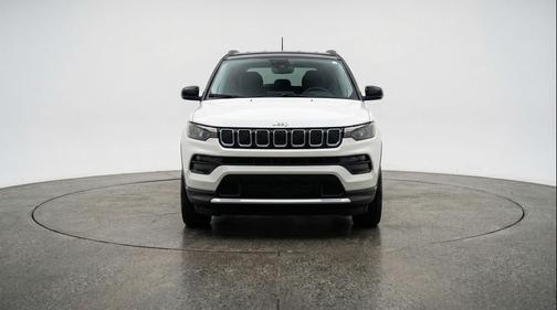 Bright White Clearcoat 2025 Jeep Compass Limited