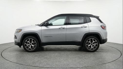 Silver Zynith Metallic Clearcoat 2025 Jeep Compass Limited