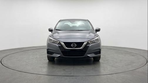 Gun Metallic 2025 Nissan Versa 1.6 SV
