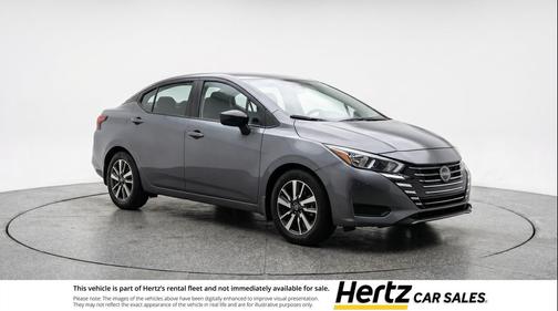 Gun Metallic 2025 Nissan Versa 1.6 SV