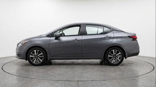 Gun Metallic 2025 Nissan Versa 1.6 SV