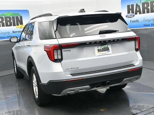 2026 Ford Explorer Active w/200A Pkg