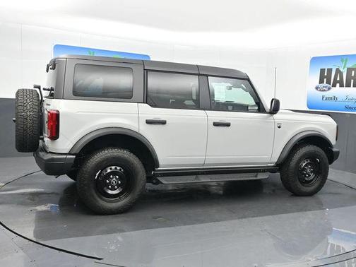 Avalanche Gray 2026 Ford Bronco Big Bend