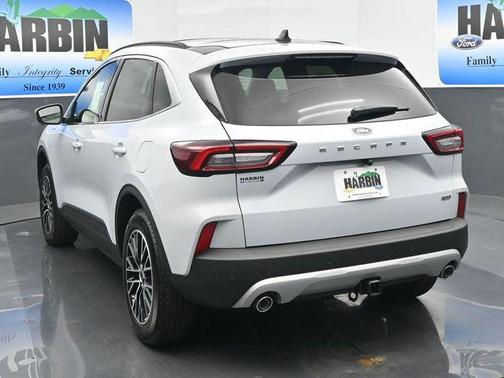 2025 Ford Escape PHEV SE