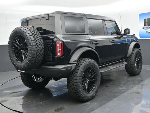 Shadow 2026 Ford Bronco Badlands