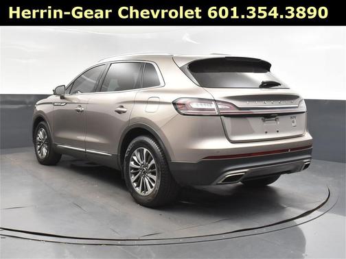 2020 Lincoln Nautilus Standard