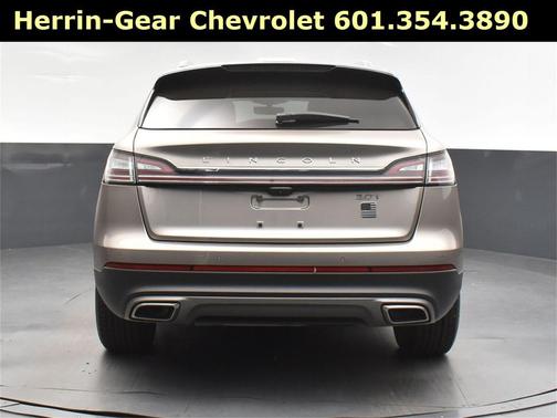 2020 Lincoln Nautilus Standard