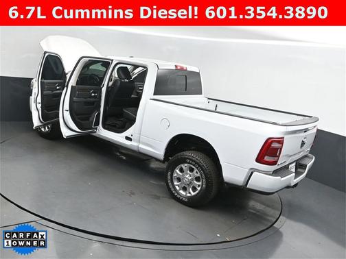 2024 RAM 2500 Laramie Crew Cab 4x4 6'4' Box