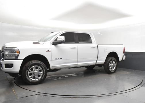 2024 RAM 2500 Laramie Crew Cab 4x4 6'4' Box