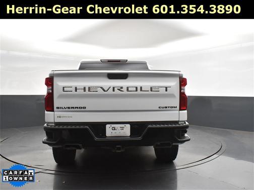 2021 Chevrolet Silverado 1500 Custom Trail Boss