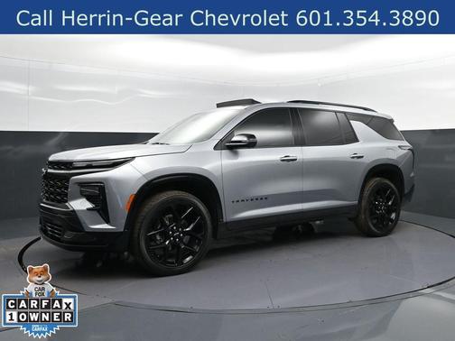 Sterling Gray Metallic 2024 Chevrolet Traverse RS