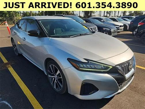 2022 Nissan Maxima SV Xtronic CVT