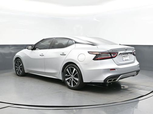 2022 Nissan Maxima SV Xtronic CVT