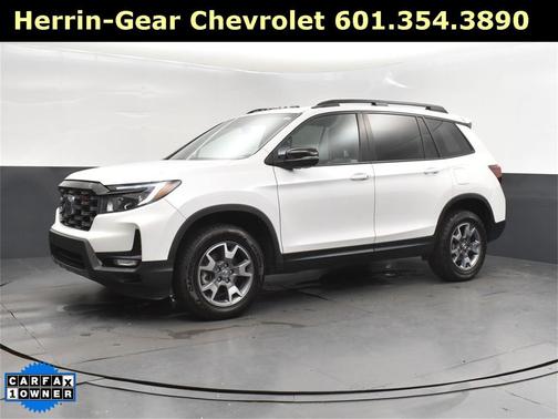 2023 Honda Passport AWD TrailSport