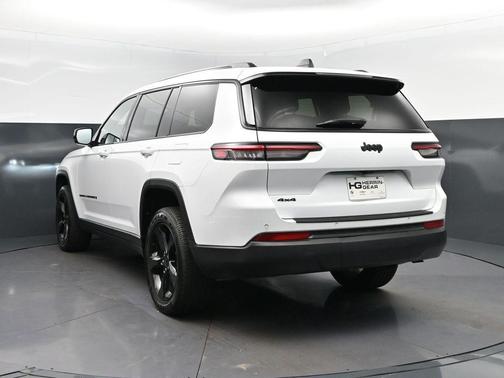 Bright White Clearcoat 2025 Jeep Grand Cherokee L Altitude