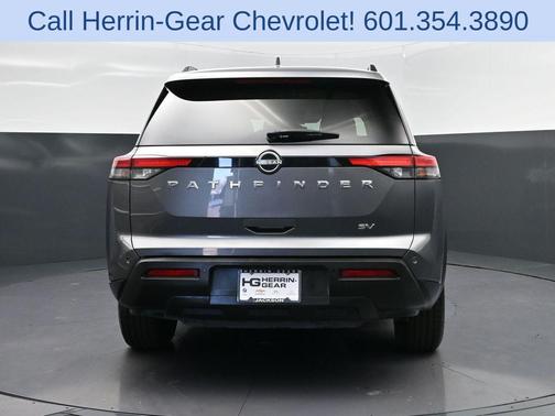 2022 Nissan Pathfinder SV 2WD