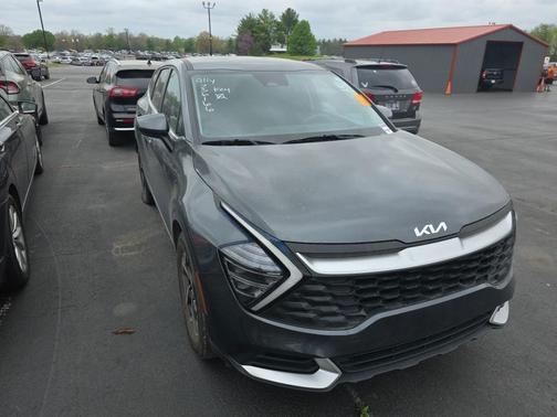 Gravity Gray 2024 Kia Sportage LX