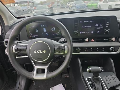 Gravity Gray 2024 Kia Sportage LX