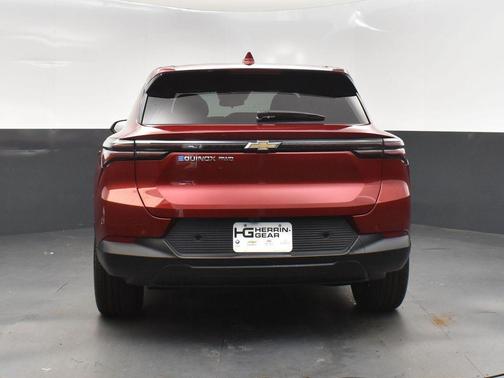 Radiant Red Tintcoat 2026 Chevrolet Equinox EV LT