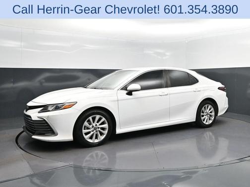 White 2022 Toyota Camry LE