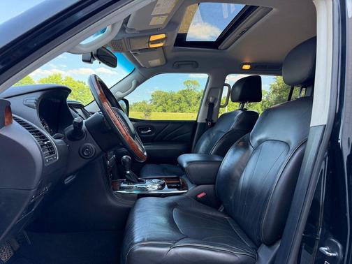 Black Obsidian 2016 INFINITI QX80 Base