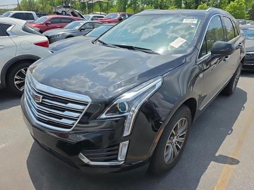 Black Metallic 2019 Cadillac XT5 Luxury