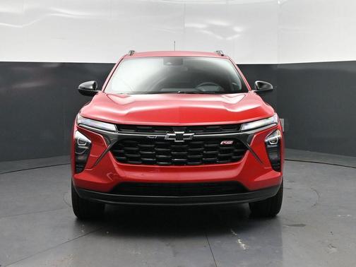 Apex Red 2026 Chevrolet Trax FWD 2RS