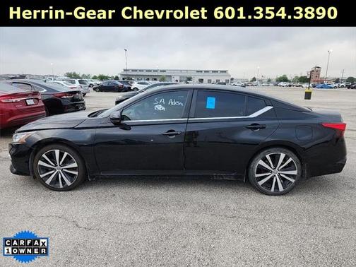 2022 Nissan Altima SR VC-Turbo FWD