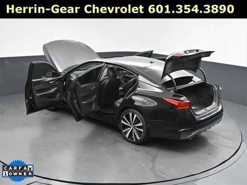 2022 Nissan Altima SR VC-Turbo FWD