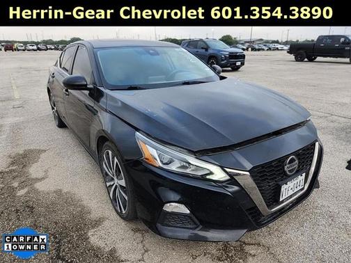2022 Nissan Altima SR VC-Turbo FWD