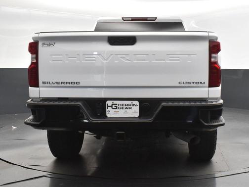 2024 Chevrolet Silverado 2500 Custom