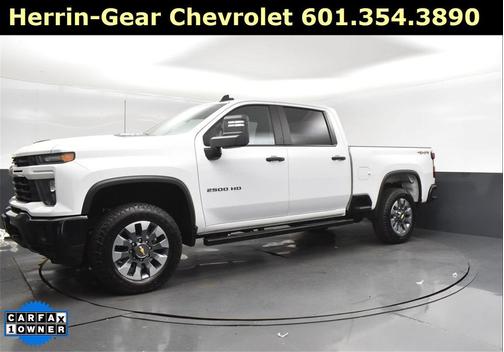 2024 Chevrolet Silverado 2500 Custom